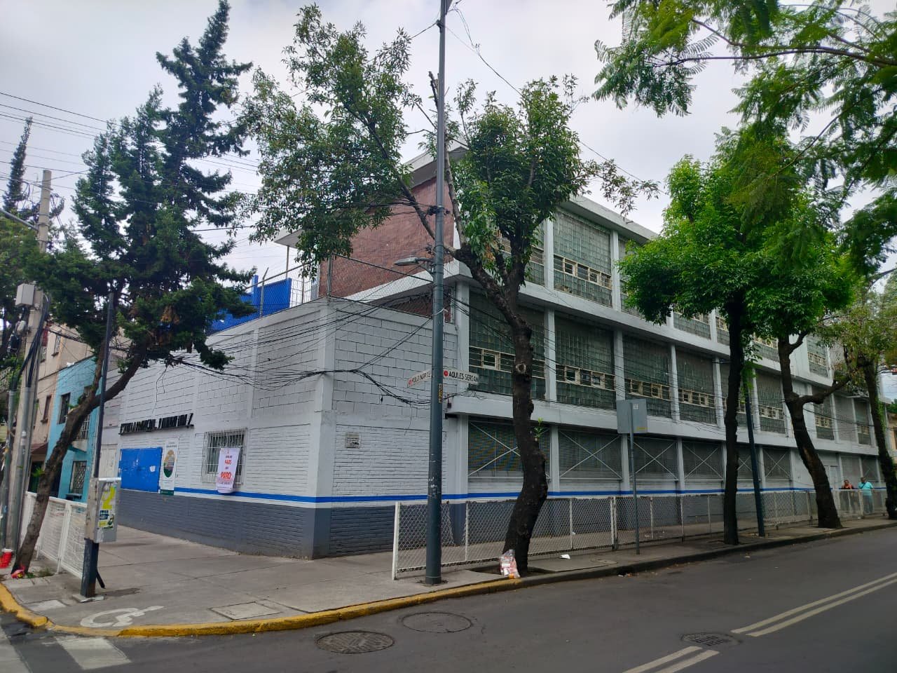 MÉXICO RETROCEDE EN MATEMÁTICAS Y LECTURA EN LA PRUEBA PISA 2025: EL NIVEL MATEMÁTICO CAE A SU MÍNIMO HISTÓRICO DESDE 2006