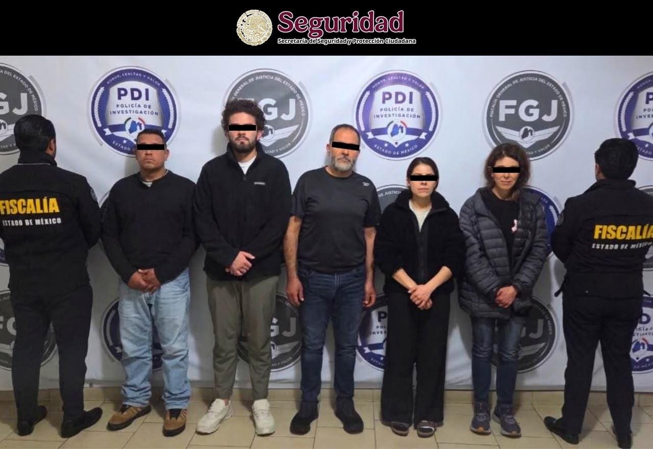 DETIENEN EN METEPEC A EXFUNCIONARIO DE MICHOACÁN Y SU FAMILIA, ACUSADOS DE EXTORSIONAR CON VOCES CLONADAS POR IA